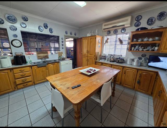 3 BEDROOM HOUSE FOR SALE IN VAALPARK